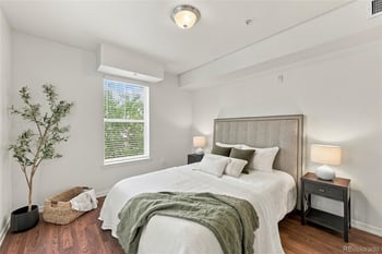 1623 Saint Paul St #301, Denver, CO 80206
