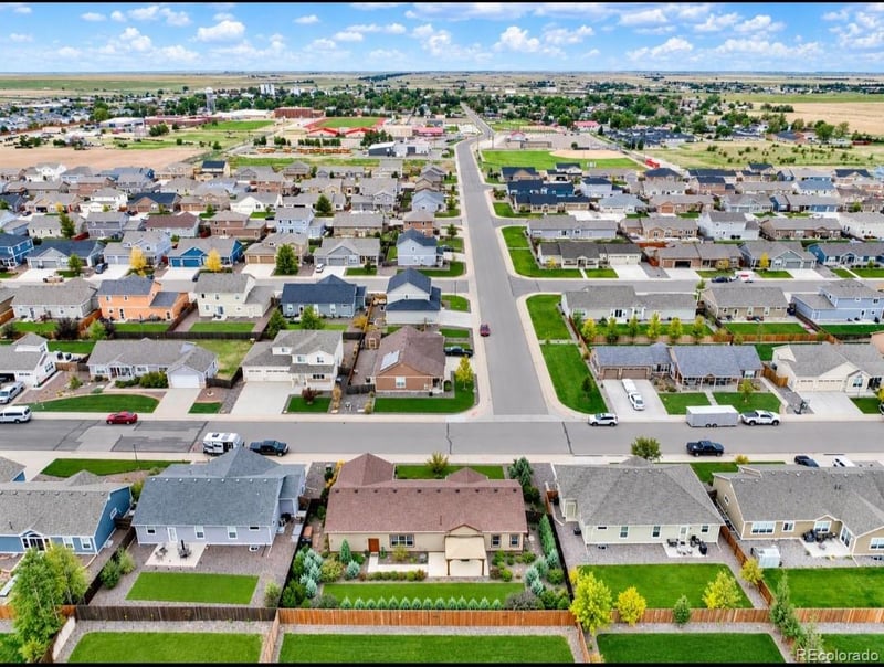 56511 E 24th Ave, Strasburg, CO 80136