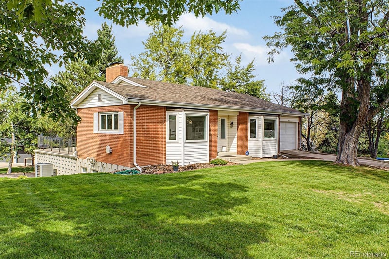 2555 Queen St, Denver, CO 80215