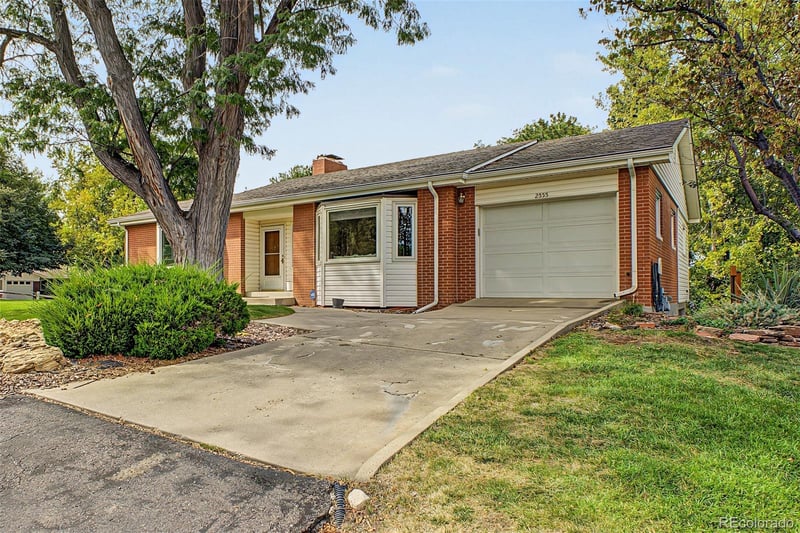 2555 Queen St, Denver, CO 80215