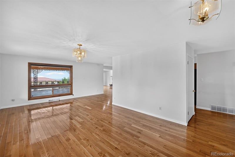 632 S Gardenia St, Lakewood, CO 80228