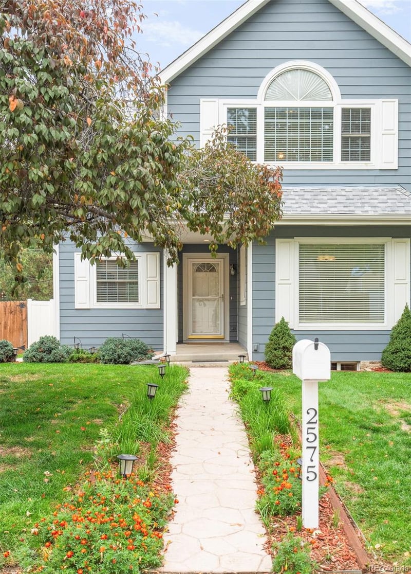2575 S Washington St, Denver, CO 80210