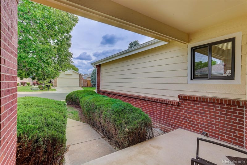 8080 E Dartmouth Ave #33, Denver, CO 80231