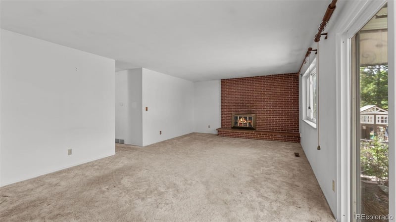 2204 Warwick Ln, Colorado Springs, CO 80909