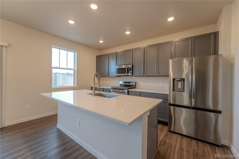 8172 Goldenray Pl, Colorado Springs, CO 80908