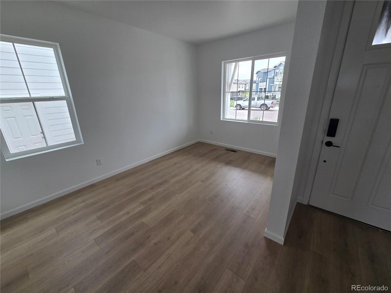 8952 Whiteclover St, Littleton, CO 80125