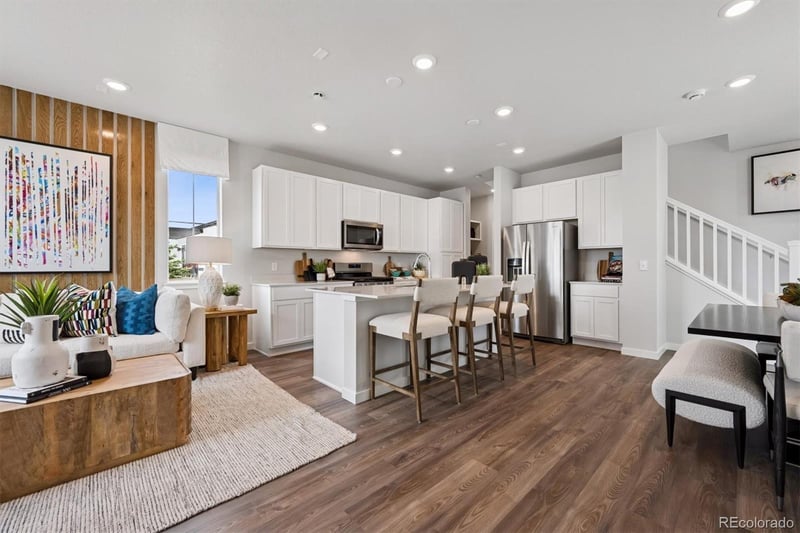 4603 N Versailles St, Aurora, CO 80019