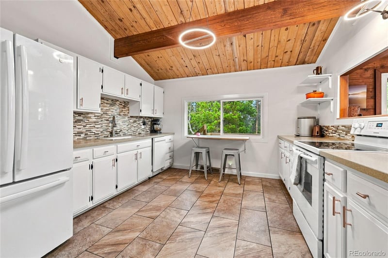 889 Lodgepole Dr, Evergreen, CO 80439