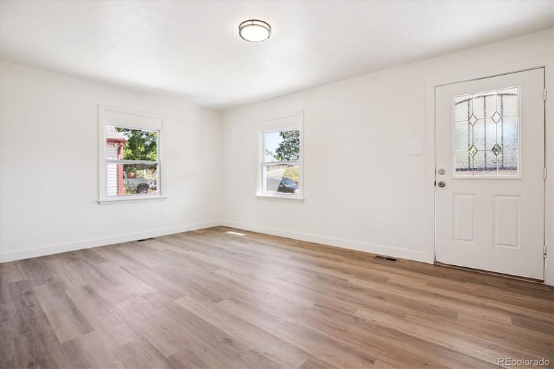 2785 W Archer Pl, Denver, CO 80219