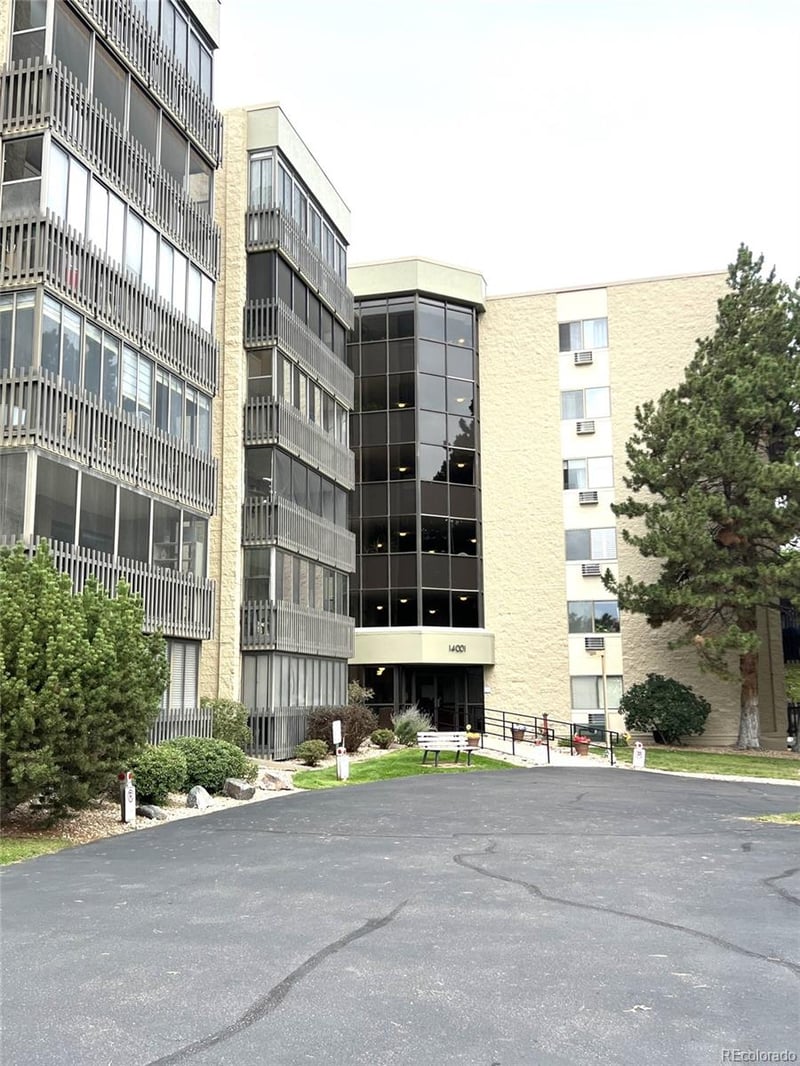 14001 E Marina Dr #307, Aurora, CO 80014