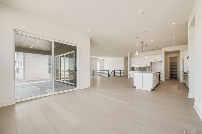 8134 S Bersshine St, Aurora, CO 80016