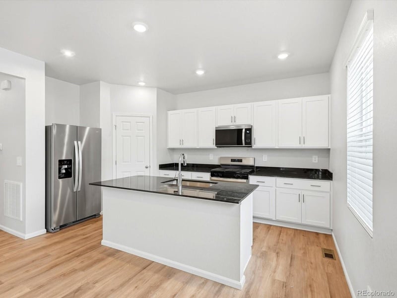 4644 Sugarcane St, Johnstown, CO 80534