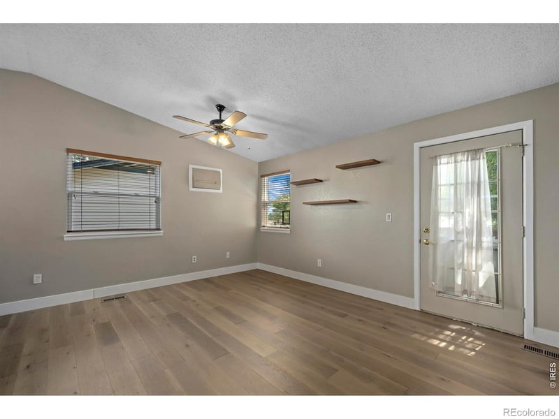 4986 W 61st Pl, Arvada, CO 80003
