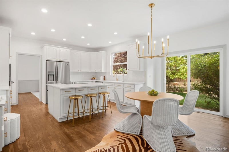 869 Shadowstone Dr, Highlands Ranch, CO 80129