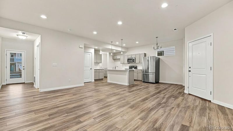 28449 E 8th Ave, Watkins, CO 80137