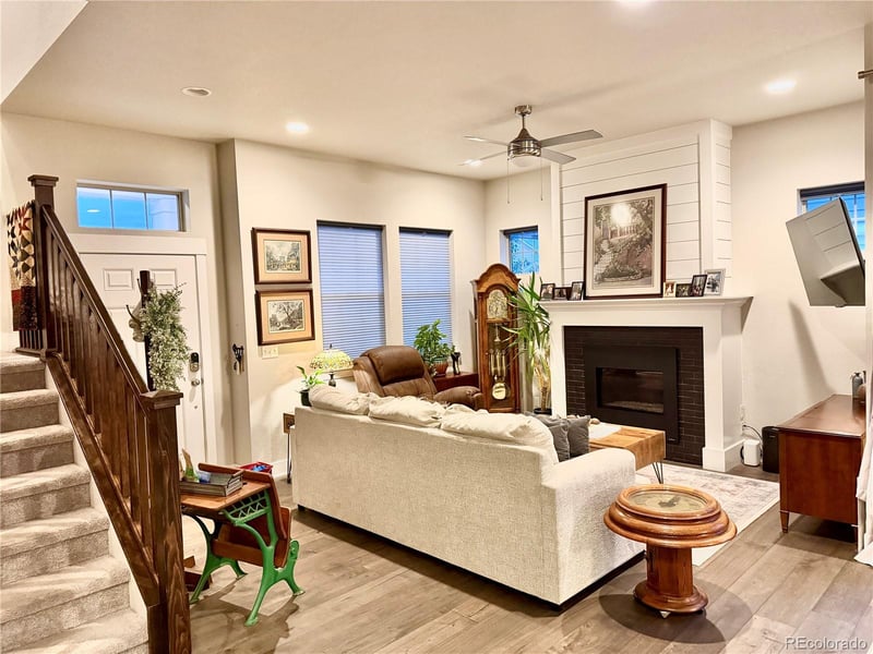 10350 E 57th Pl, Denver, CO 80238