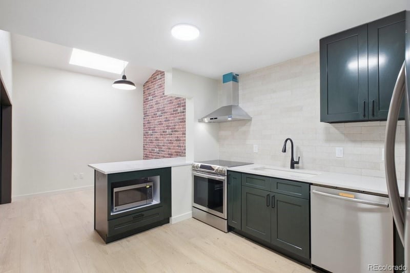 6416 Welch Ct, Arvada, CO 80004