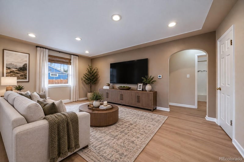 822 S 1st Ave, Brighton, CO 80601