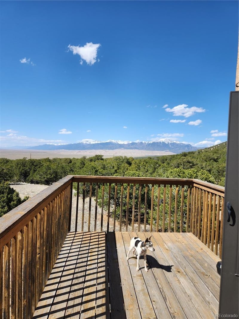 129 Indian Hill Rd, Mosca, CO 81146