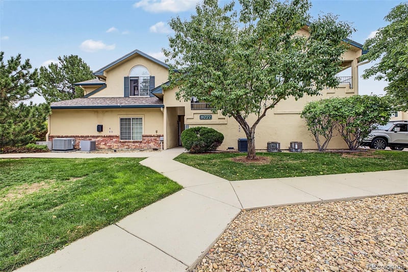 8777 E Dry Creek Rd #1422, Centennial, CO 80112