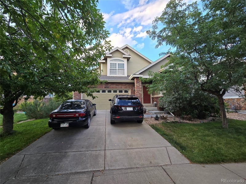 25811 E 5th Pl, Aurora, CO 80018