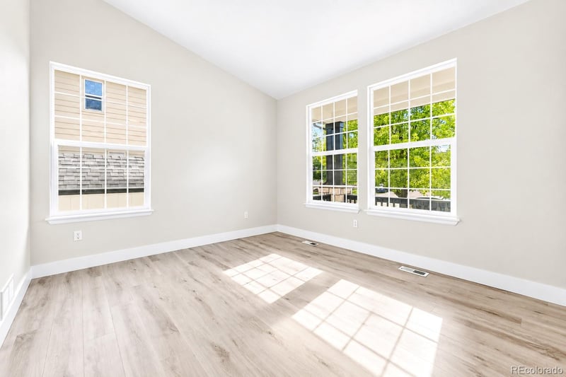 1868 Ute Creek Dr, Longmont, CO 80504