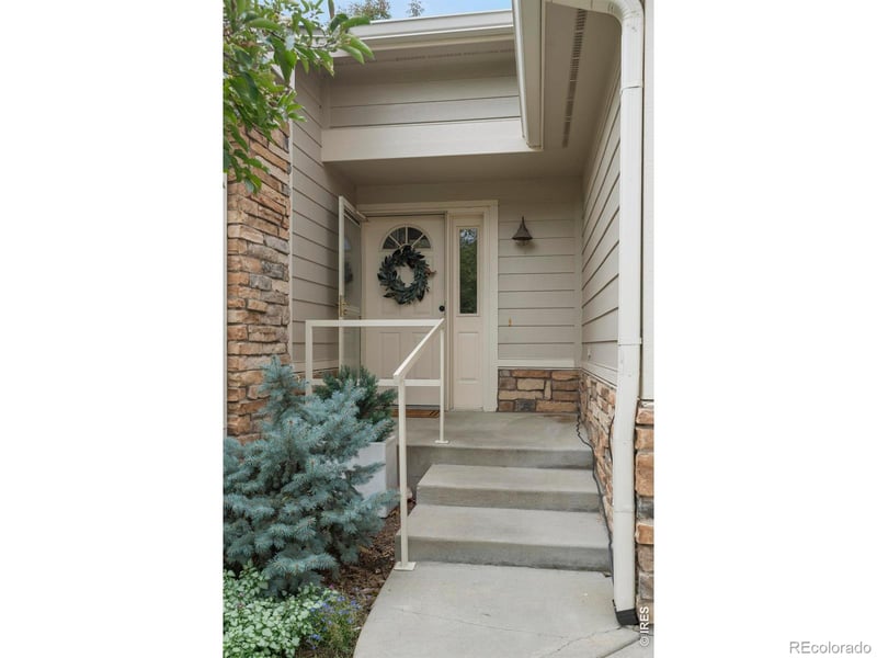 959 Hover Ridge Cir, Longmont, CO 80501