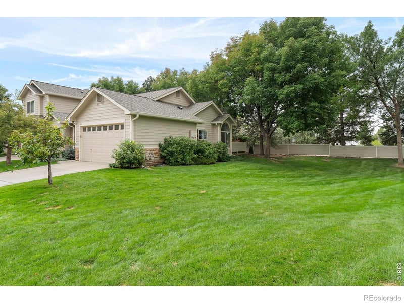 959 Hover Ridge Cir, Longmont, CO 80501