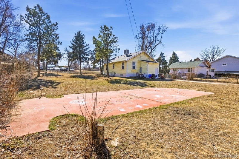 347 W Rafferty Gardens Ave, Littleton, CO 80120