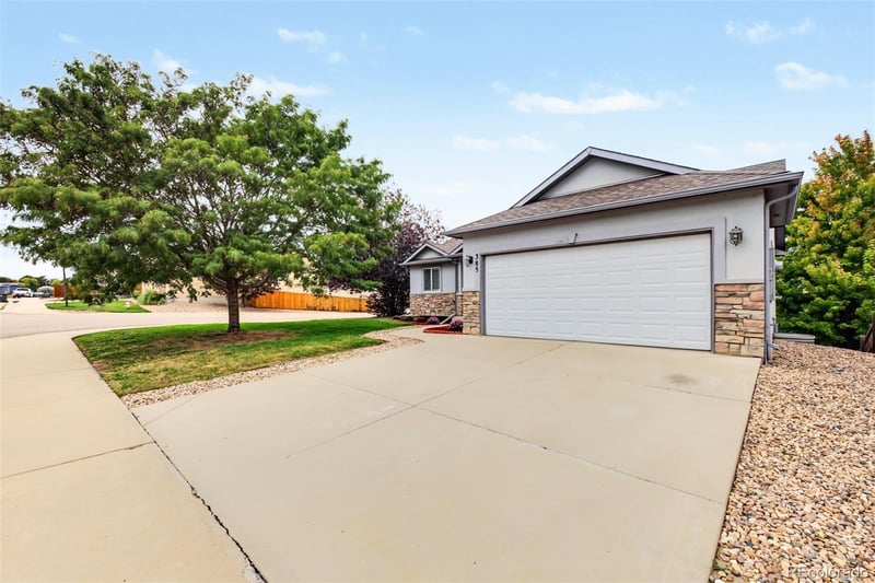 385 Cholla Dr, Loveland, CO 80537