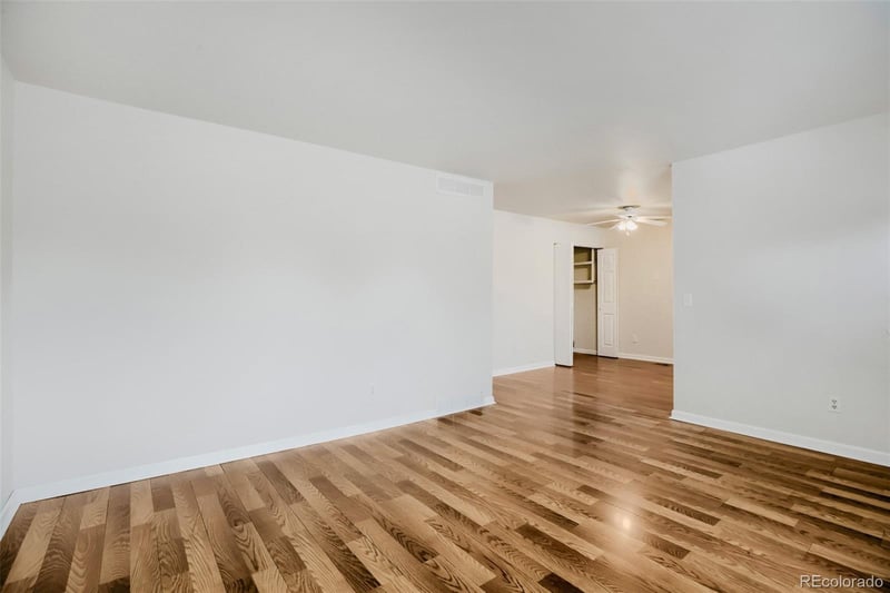 20691 E Buchanan Dr, Aurora, CO 80011