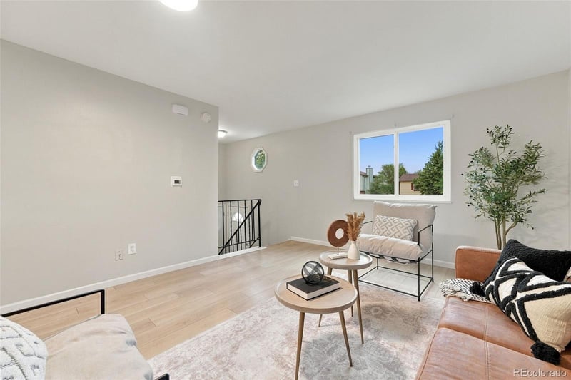 1043 Nolte Dr, Colorado Springs, CO 80916