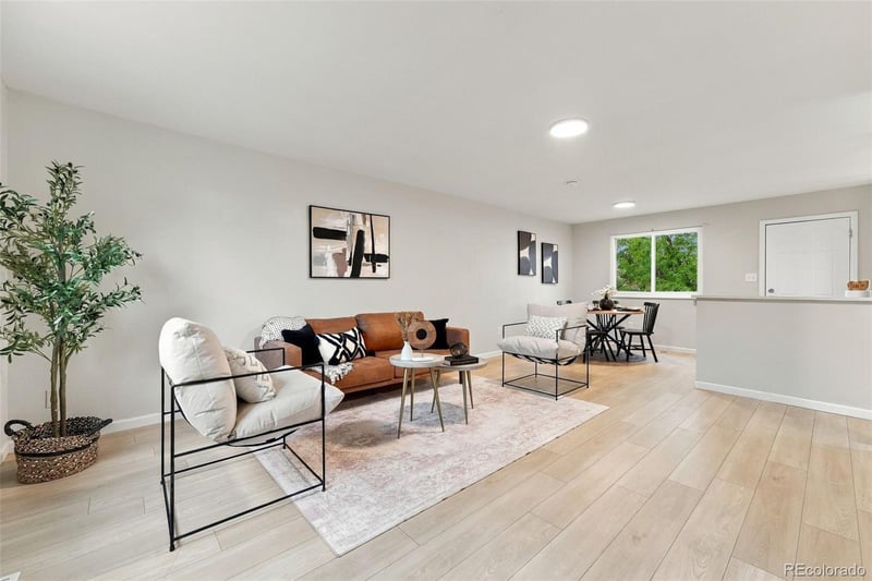 1043 Nolte Dr, Colorado Springs, CO 80916