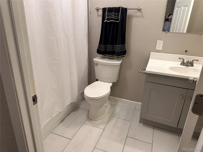 4524 Thompson Ct, Denver, CO 80216