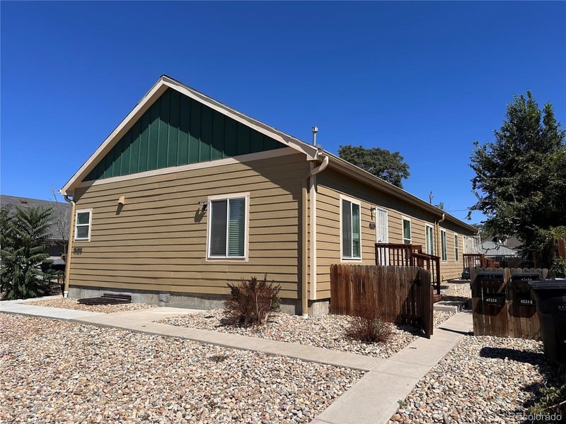 4524 Thompson Ct, Denver, CO 80216