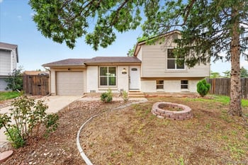 1661 S Walden Ct, Aurora, CO 80017