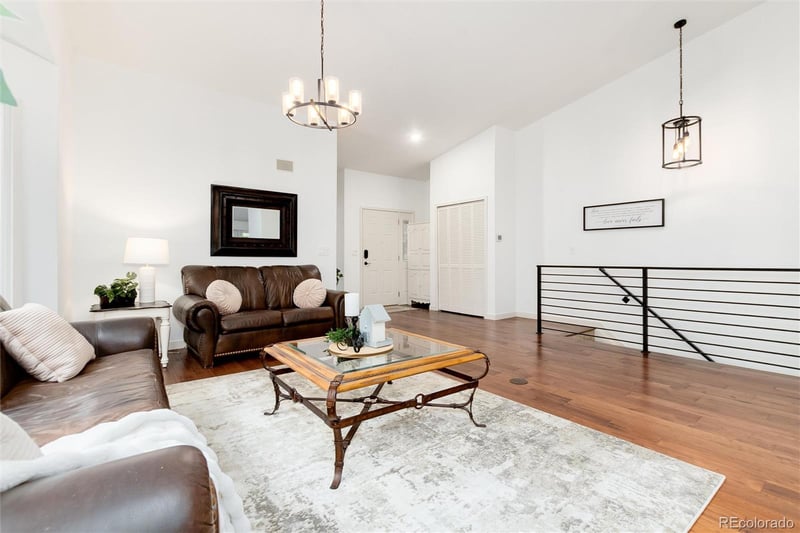 4945 Greenwich Ln, Highlands Ranch, CO 80130