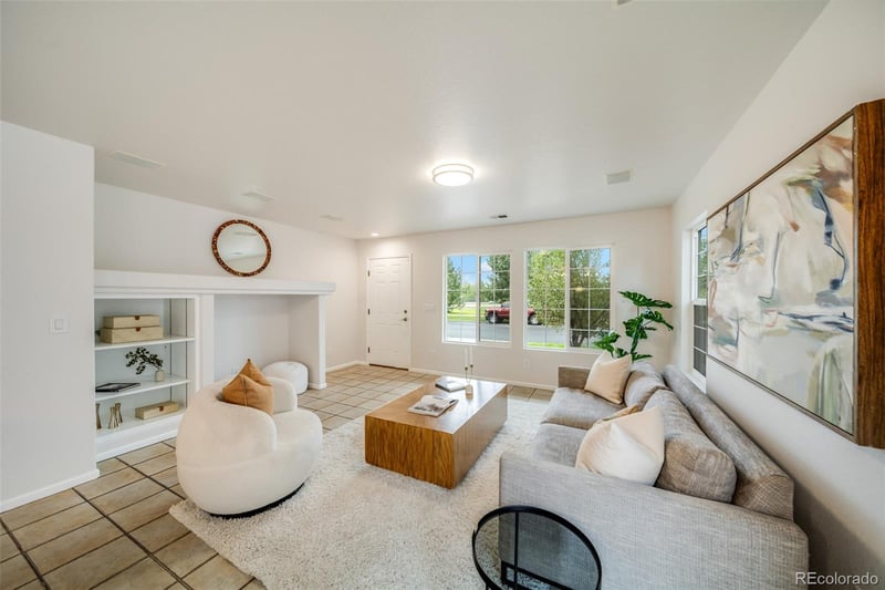 18753 E 51st Ave, Denver, CO 80249
