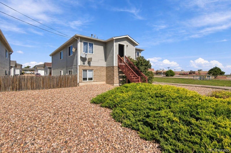 585 E Woodward Ave, Keenesburg, CO 80643