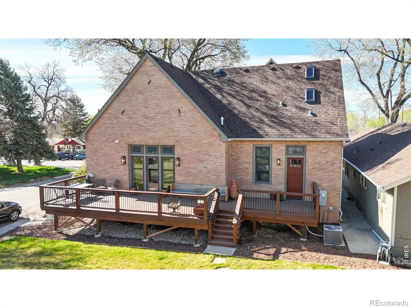 809 Charlotte St, Johnstown, CO 80534