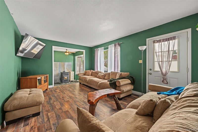 616 W 8th St, Leadville, CO 80461