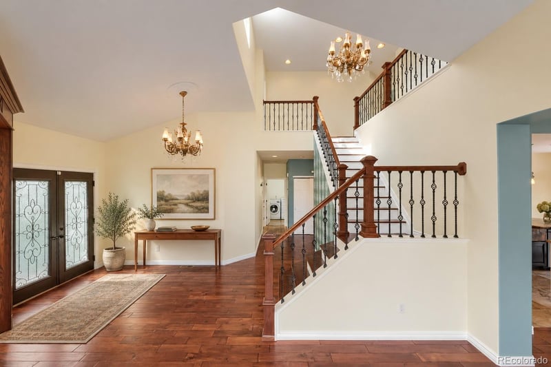 5704 S Genoa Ct, Aurora, CO 80015