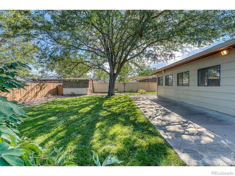 224 S 5th St, La Salle, CO 80645