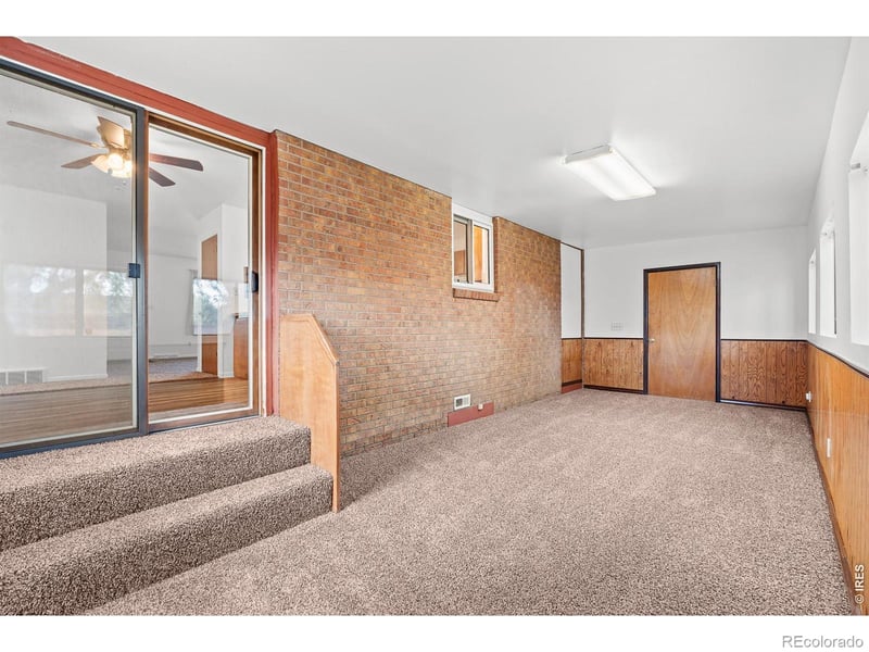 224 S 5th St, La Salle, CO 80645