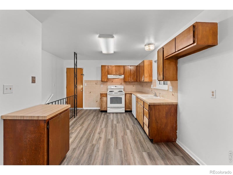 224 S 5th St, La Salle, CO 80645
