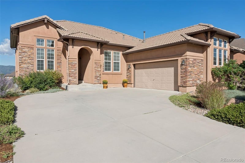 15668 Old Post Dr, Monument, CO 80132