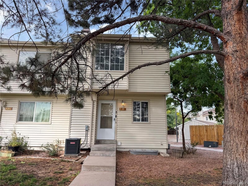 4126 S Mobile Cir #A, Aurora, CO 80013