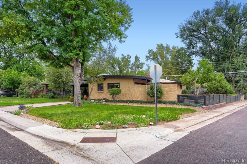 694 W Shepperd Ave, Littleton, CO 80120