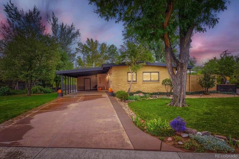 694 W Shepperd Ave, Littleton, CO 80120