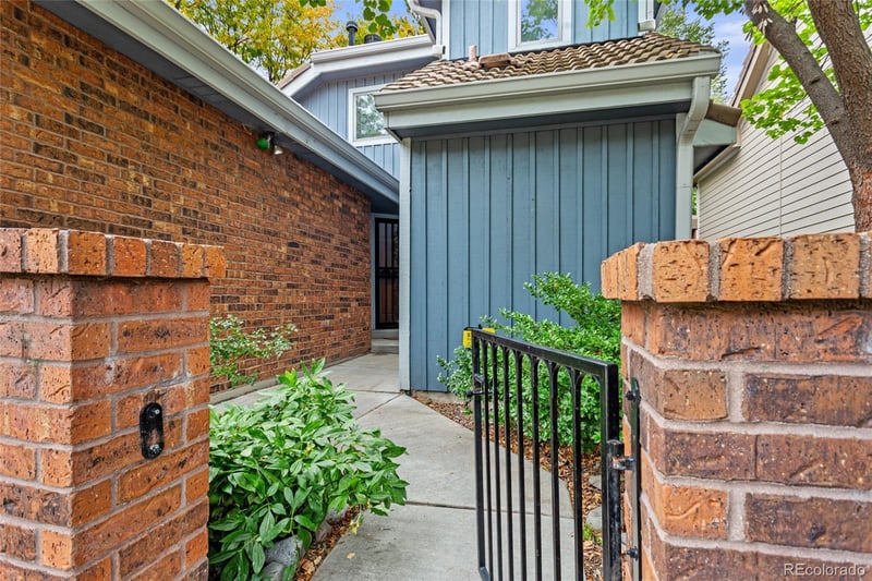 2900 S Quebec St #3, Denver, CO 80231